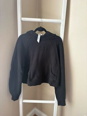 lululemon Black Cropped Hoodie